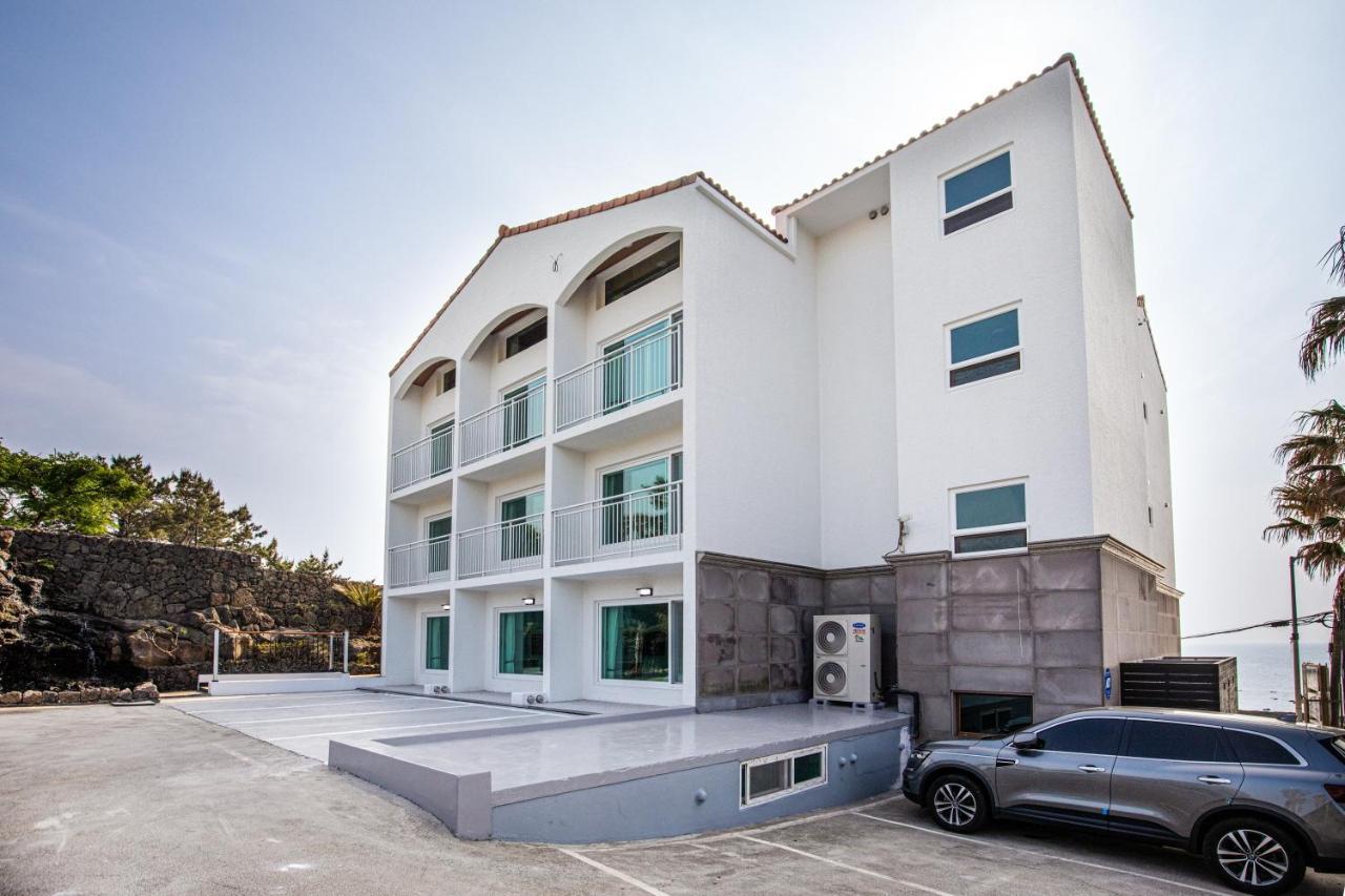 Aewol Oceanstay Jeju Exterior photo