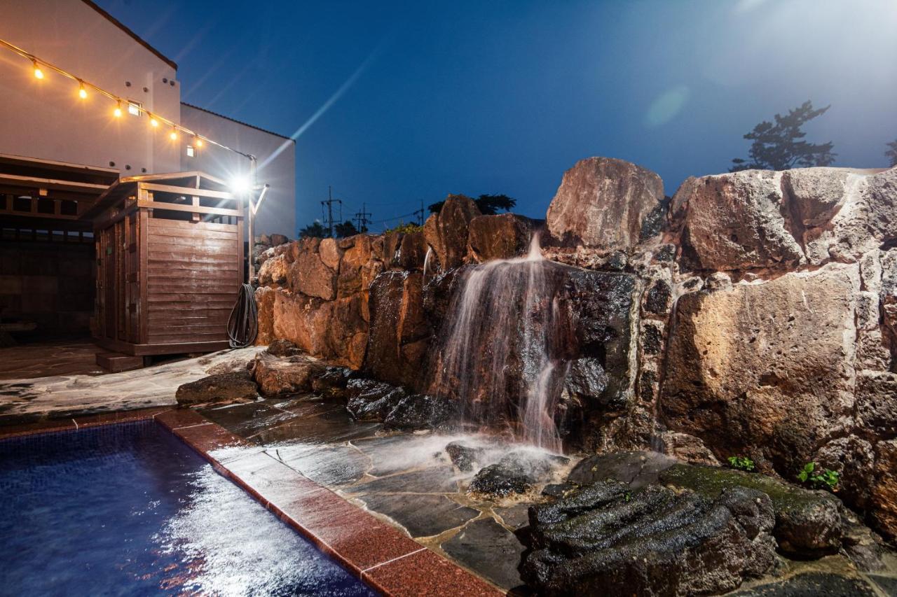 Aewol Oceanstay Jeju Exterior photo